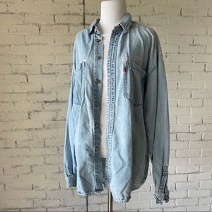 Vintage Levi’s Thrashed Button Up Denim Shirt Large Worn In Faded Soft Perfect
